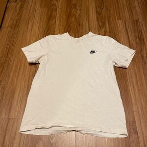 Nike Men's Classic White Tee